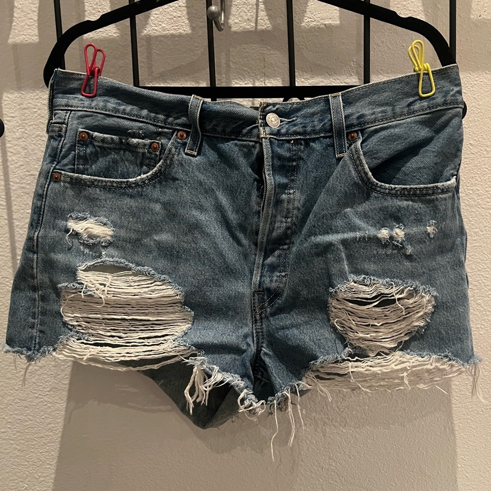Levi’s brand ladies size 33 Daisy Dukes shorts